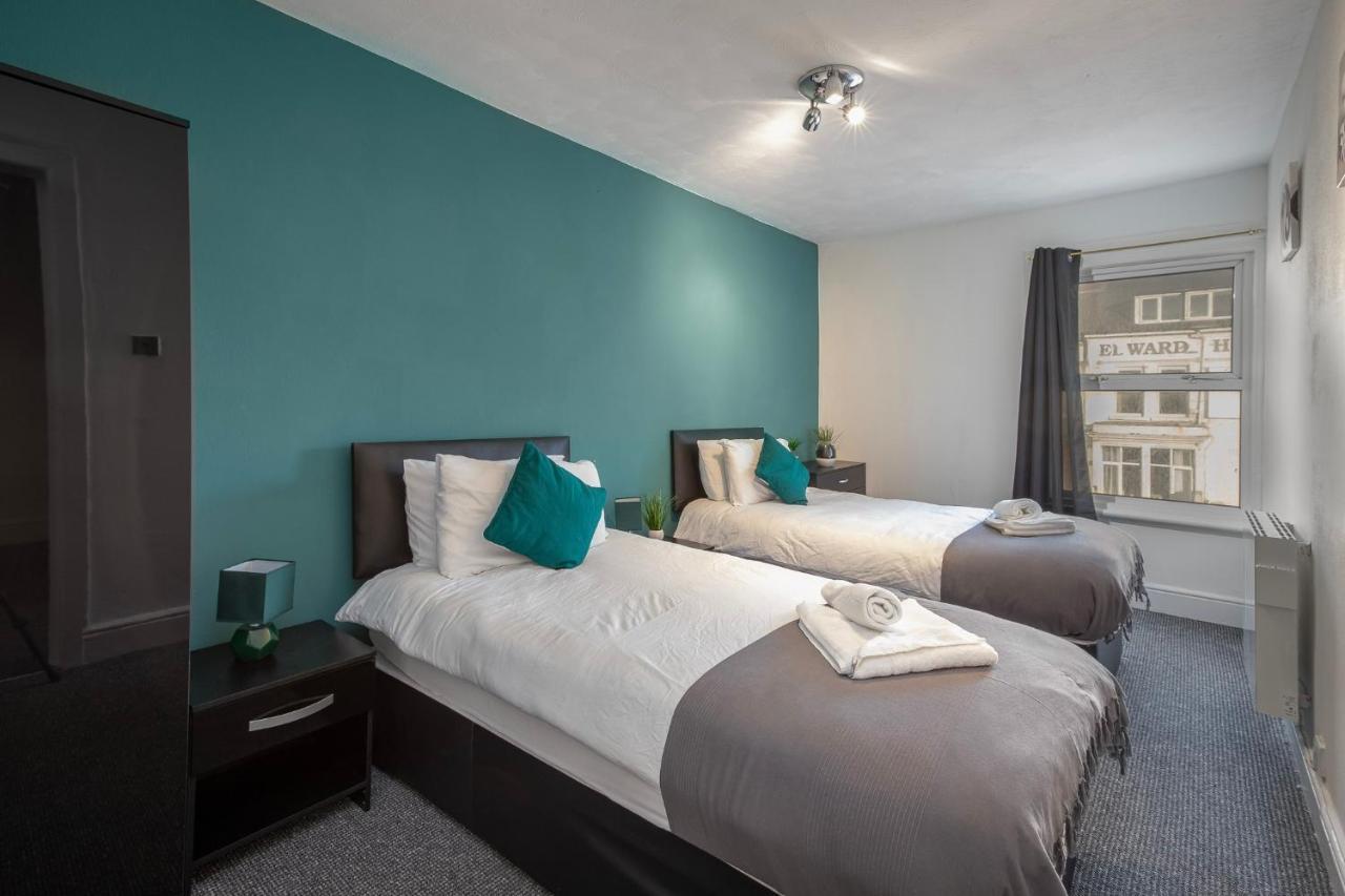 03 Springfield - Sleeps 4 Apartment Блекпул Екстериор снимка