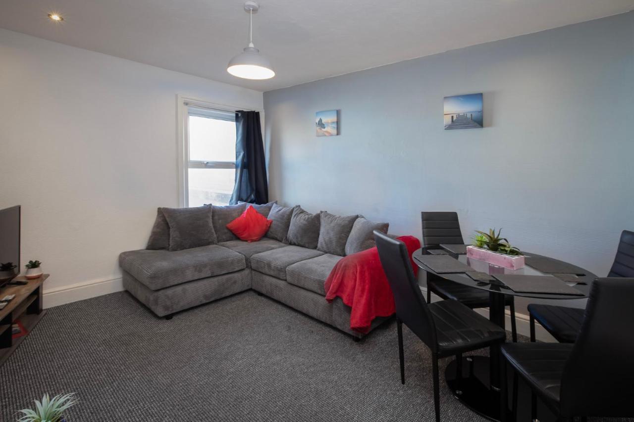 03 Springfield - Sleeps 4 Apartment Блекпул Екстериор снимка