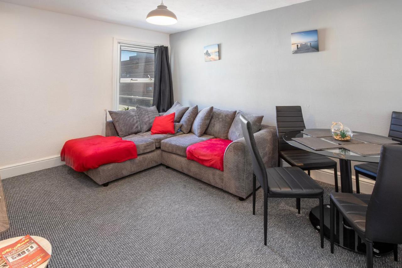 03 Springfield - Sleeps 4 Apartment Блекпул Екстериор снимка